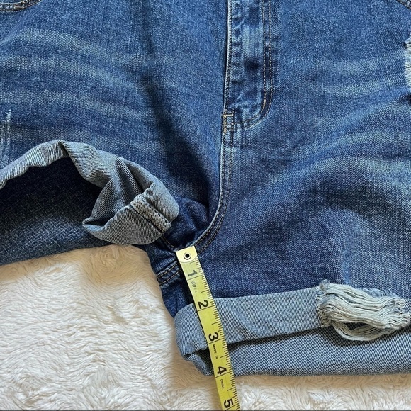 boohoo Blue Denim Shorts Size 20 - Picture 6 of 9